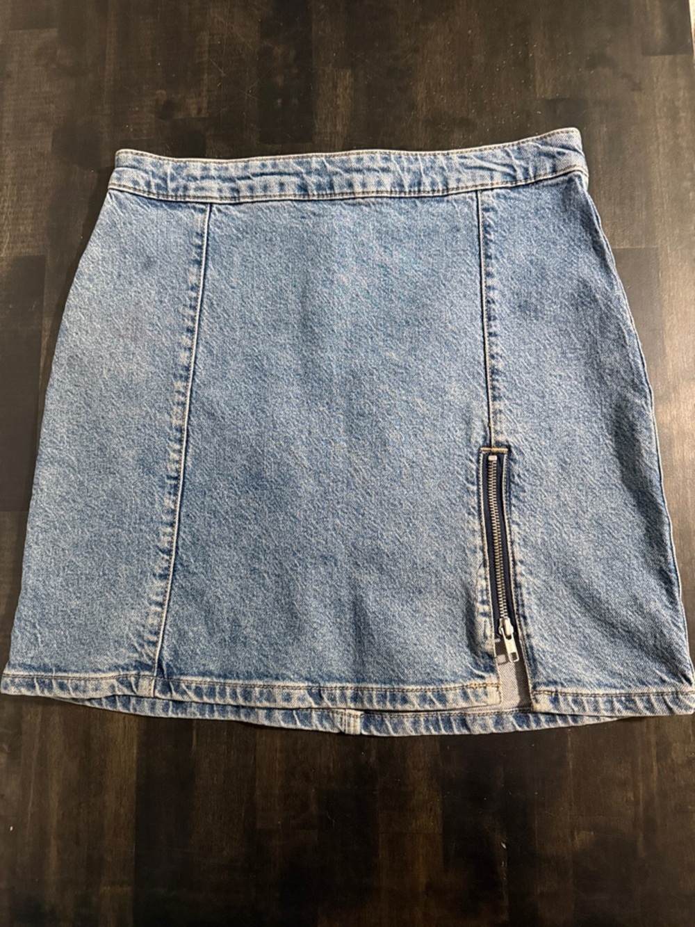 We The Free Light Wash Denim Mini Skirt Zipper Leg Slit Size 12